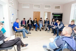 Бесплатная и анонимная реабилитация для алкоголиков и наркозависимых: путь к новой жизни